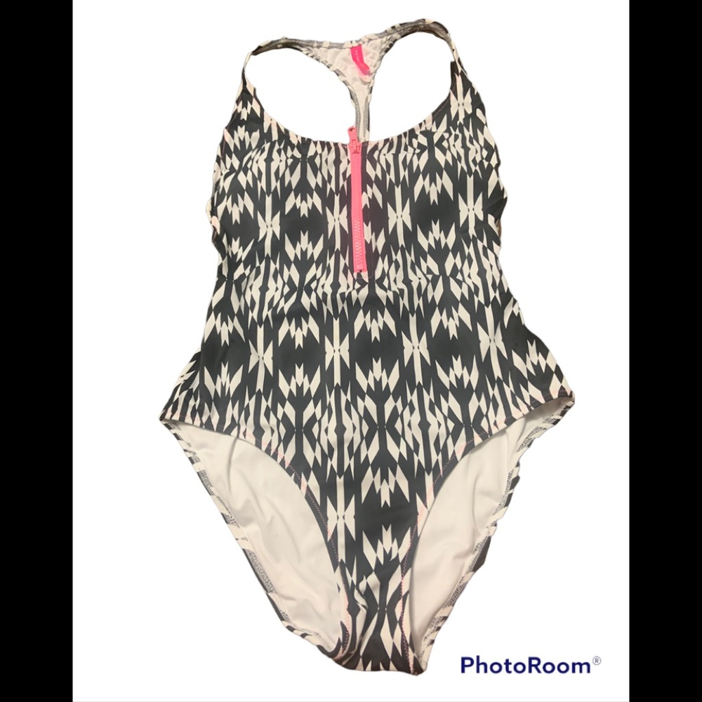 VICTORIA SWIMSUIT